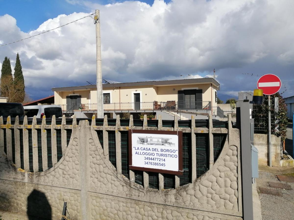 La Casa Del Borgo-Intero Appartamento Latina Eksteriør billede